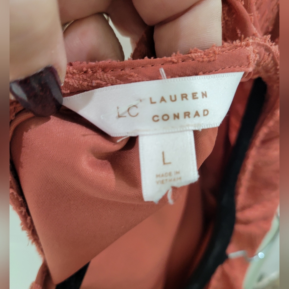 LAUREN CONRAD short sleeve lined Textured blouse Ties at  Neckline L. - Picture 5 of 8